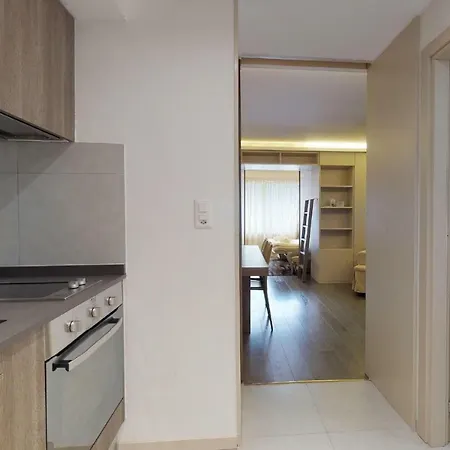 Suot Brattas Apartment *